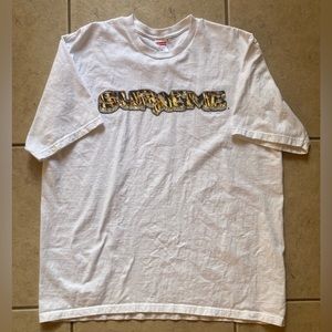 Supreme tee shirt